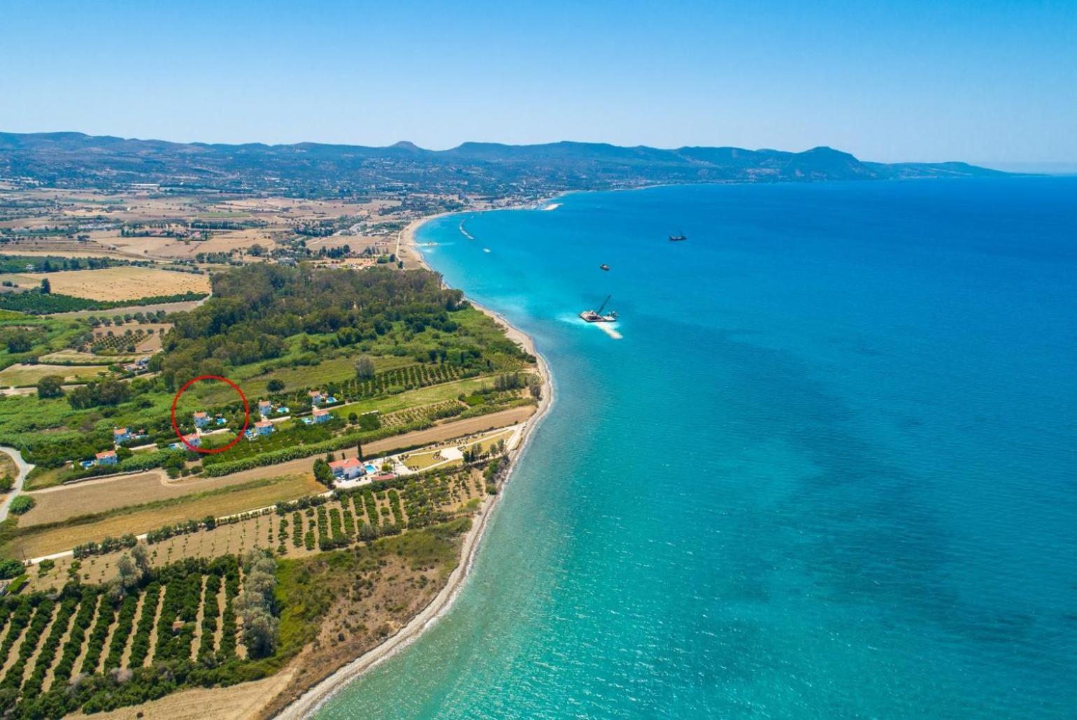 Sun Beach Villa Thio Polis Eksteriør billede