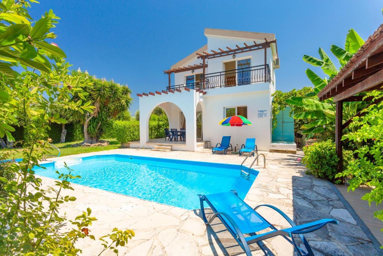 Sun Beach Villa Thio Polis Eksteriør billede